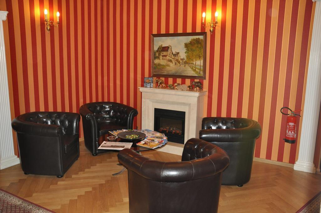 Hotel Pension Savoy Near Kurfuerstendamm Берлин Екстериор снимка